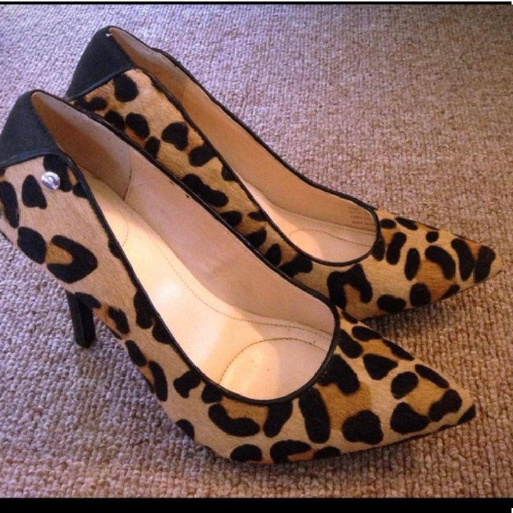 🔥Calvin Klein leopard heels 🔥